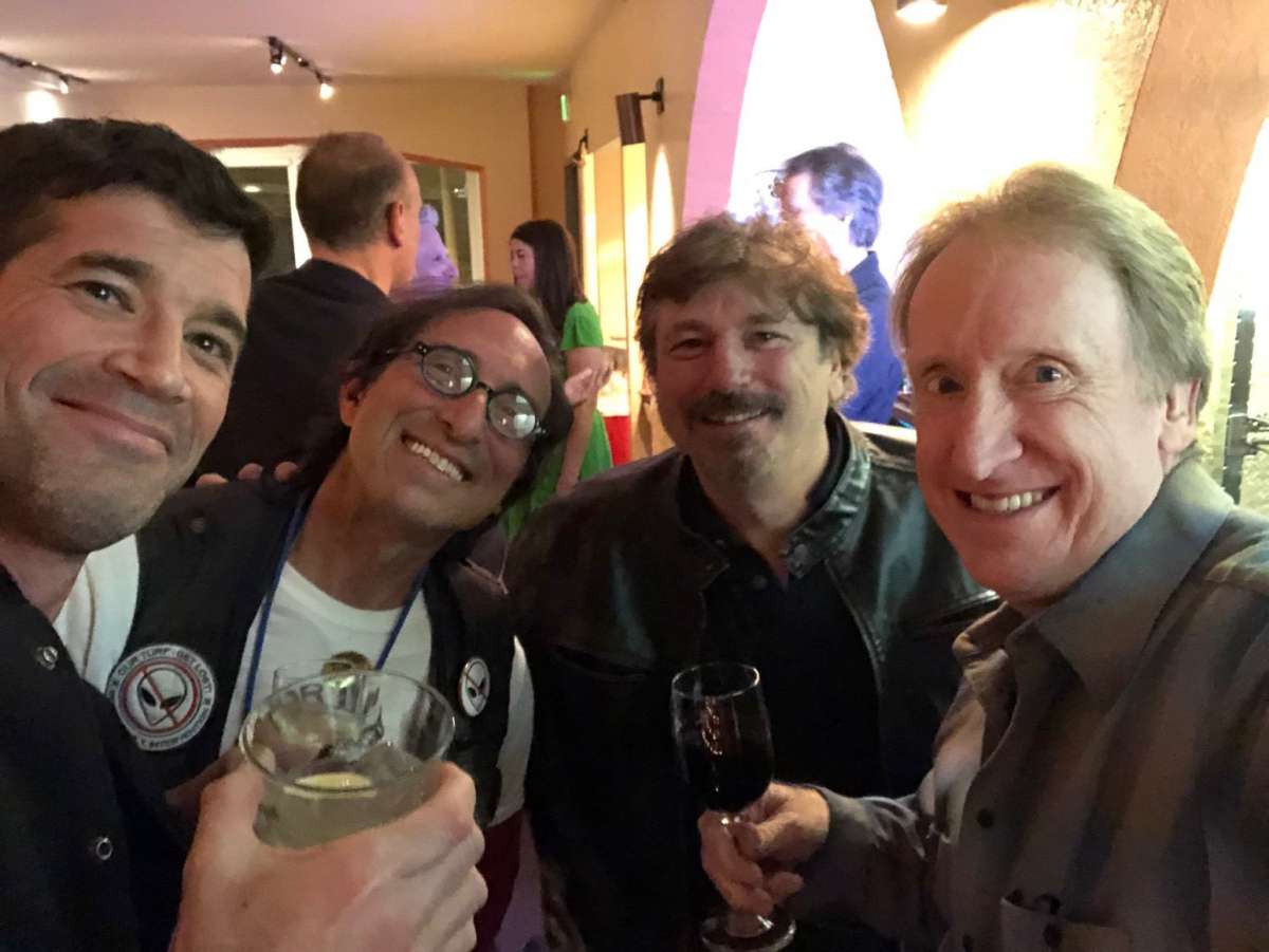 Los animadores Mike Johnson, Justin Kohn, Kim Blanchette y Mike Belzer en una fiesta de reunión de "Pesadilla antes de Navidad" en San Francisco. 
