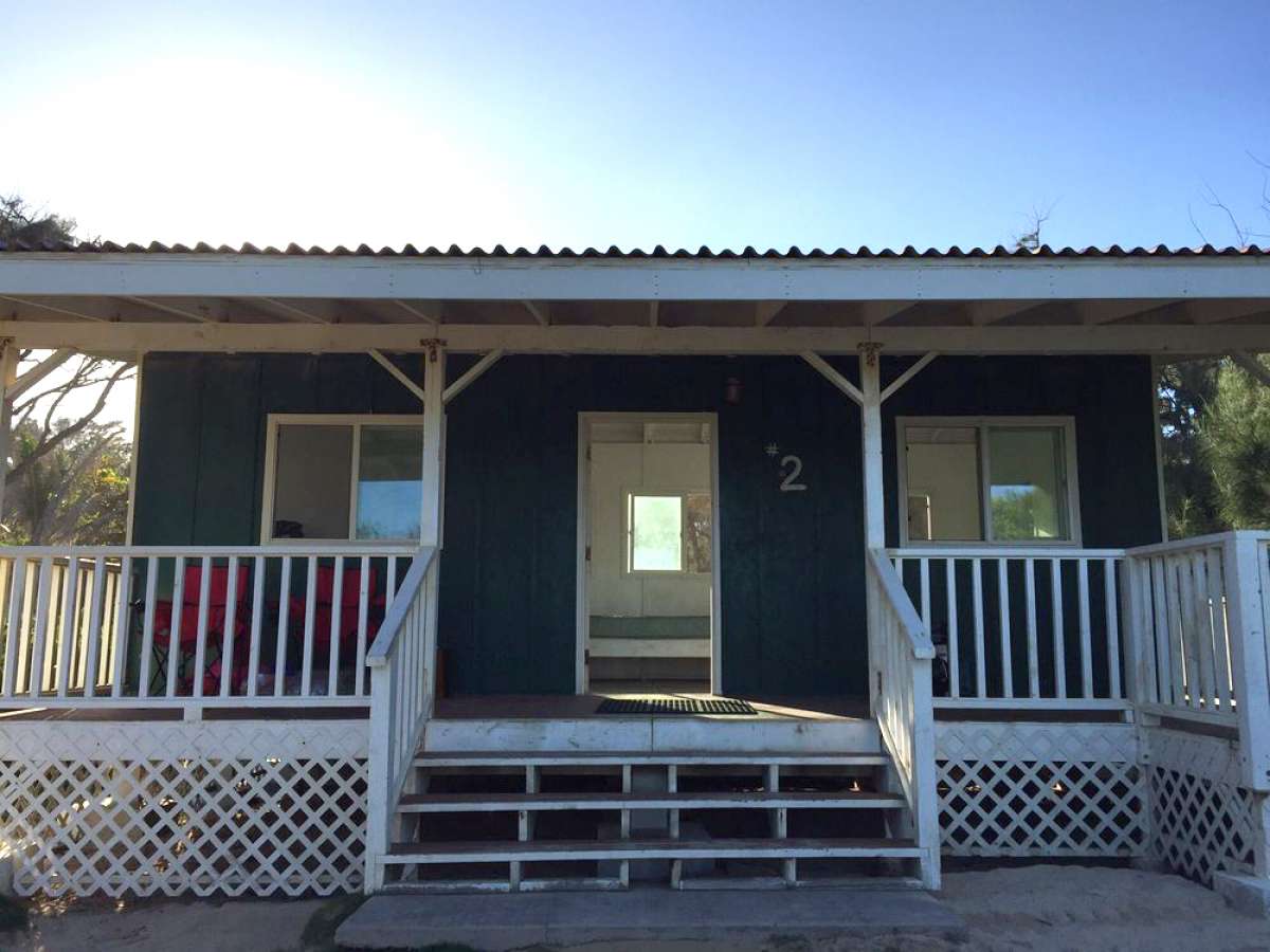 En Malaekahana Beach Campground, los huéspedes pueden reservar una estancia en esta suite de plantación.