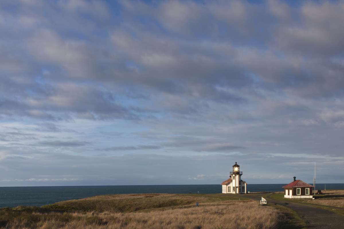 Faro de Point Cabrillo en la costa de Mendocino.