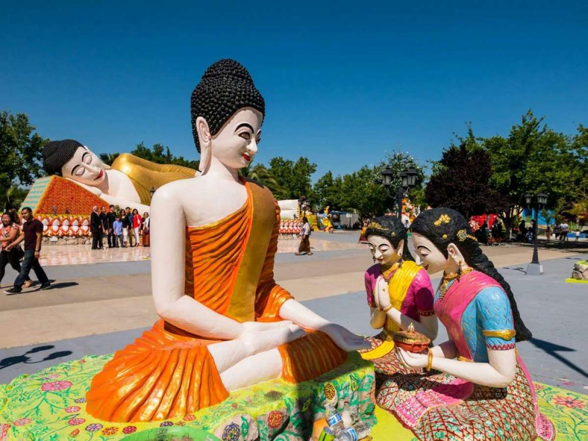 Templo budista Wat Dhammararam en Stockton.