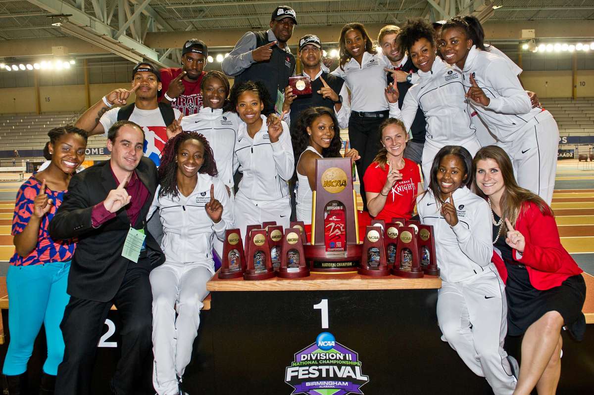 El equipo de pista y campo bajo techo de la Academy of Art University de 2013 fue Campeón de la División II de la NCAA.