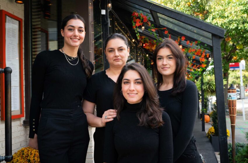  Cuando su tierra natal cayó en manos de los talibanes, estas mujeres afganas se alzaron para liderar un imperio de restaurantes en DC