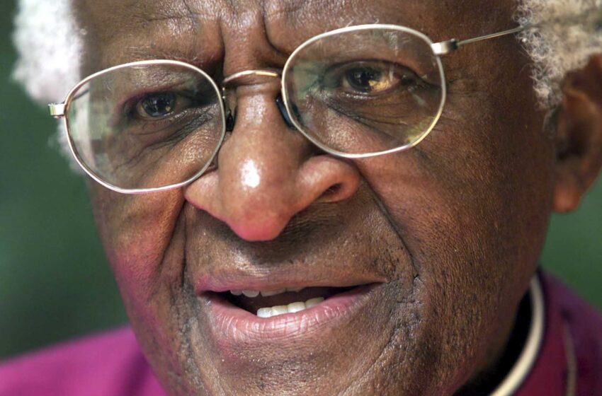  Desmond Tutu, activista sudafricano por la igualdad, muere a los 90 años
