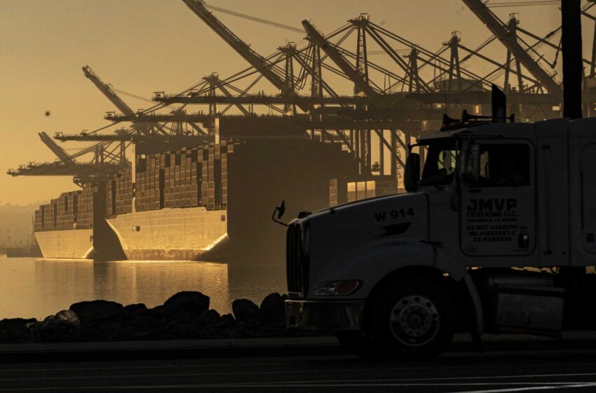  El puerto de Los Ángeles registra un récord de importaciones en 2021 a pesar de los problemas de la cadena de suministro