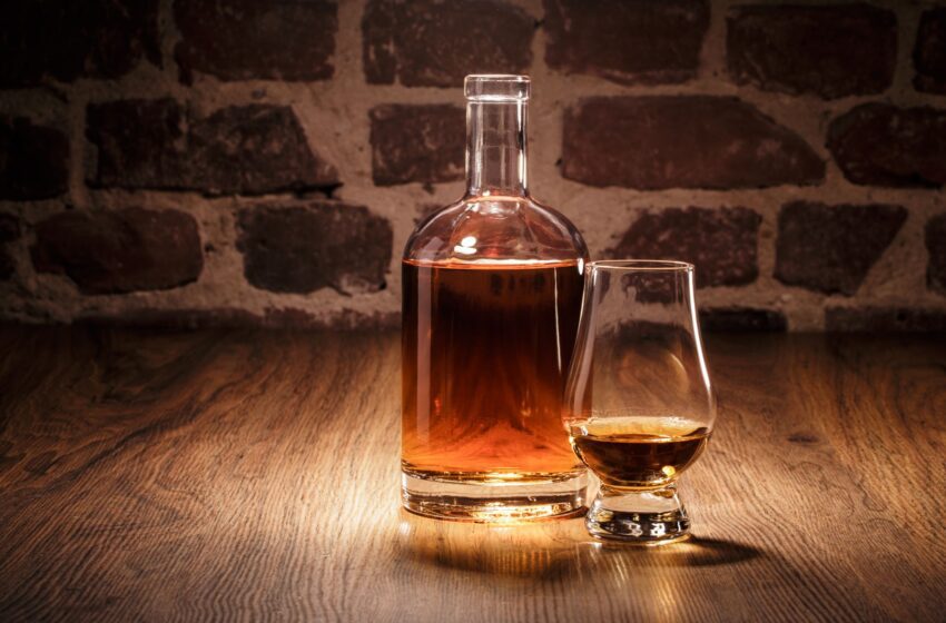  Esta compañía de whisky del Área de la Bahía acaba de ser nombrada en los Premios Spirit 2021 de Esquire