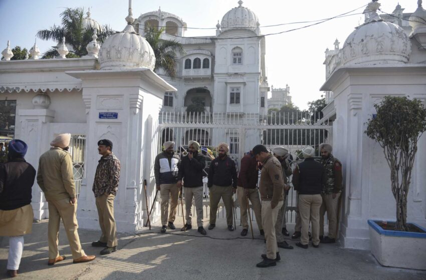  Un hombre indio es golpeado hasta la muerte dentro de un histórico templo sij