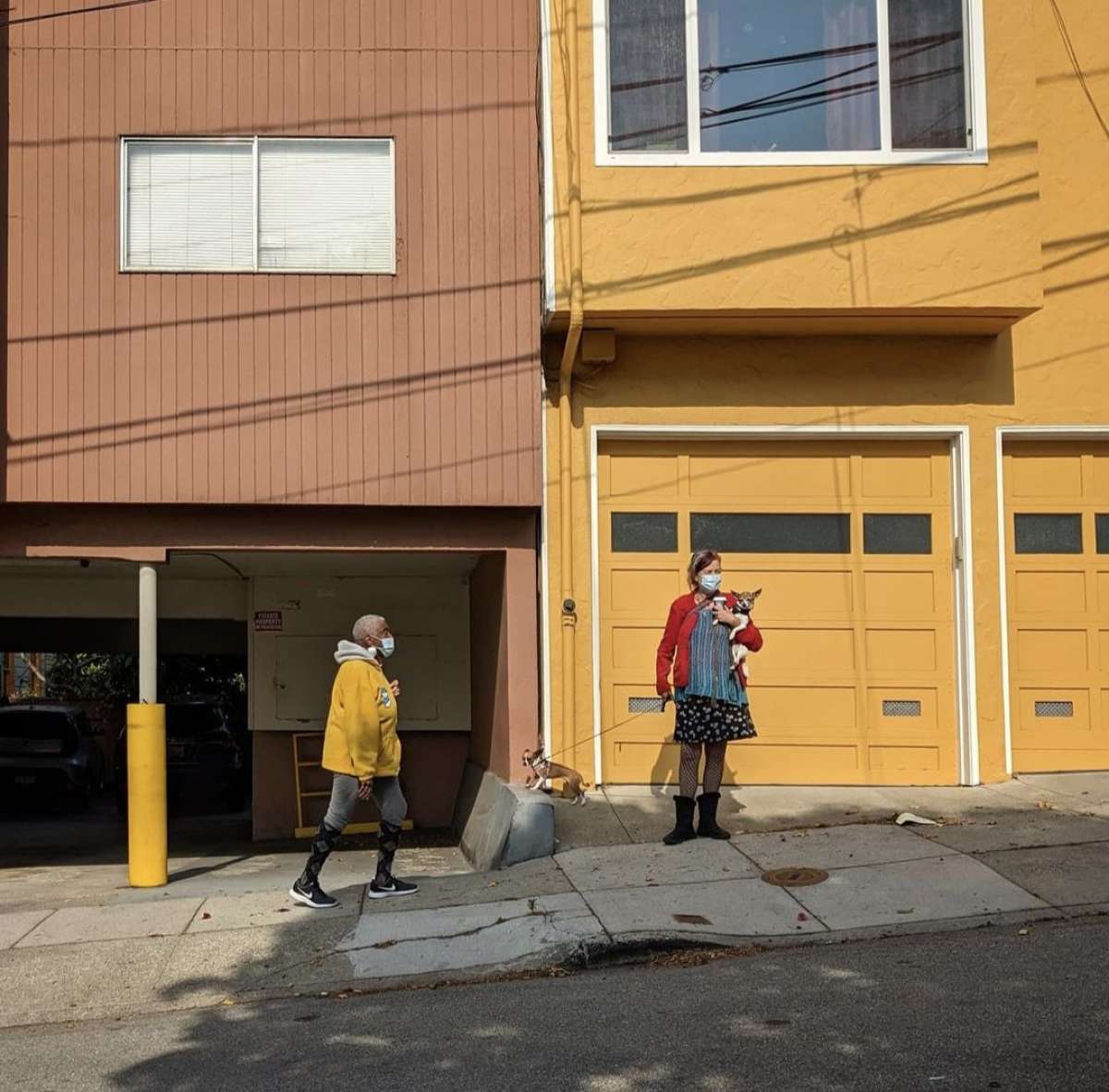 El fotógrafo Sage Akaboshi siempre tiene una cámara en la mano para capturar lo que ve en las calles de San Francisco. Comparte sus imágenes en su Instagram, @pueo_in_sf.