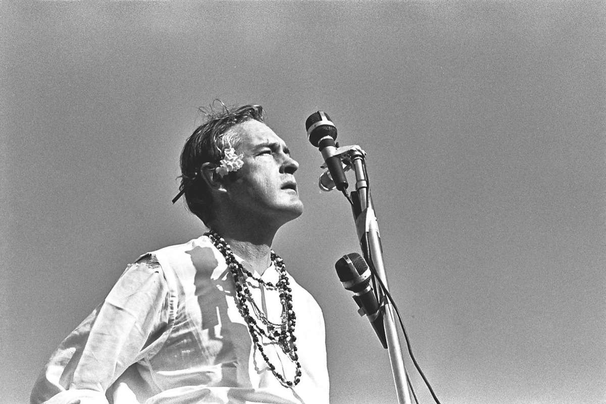 Se muestra a Timothy Leary hablando en San Francisco, el domingo 15 de enero de 1967. Leary hizo su primera aparición en San Francisco en 1967 en Human Be-In, un evento de contracultura que inauguró extraoficialmente el Verano del amor en San Francisco. En muchos sentidos, los años 60 como los conocemos ahora comenzaron el 14 de enero de 1967.