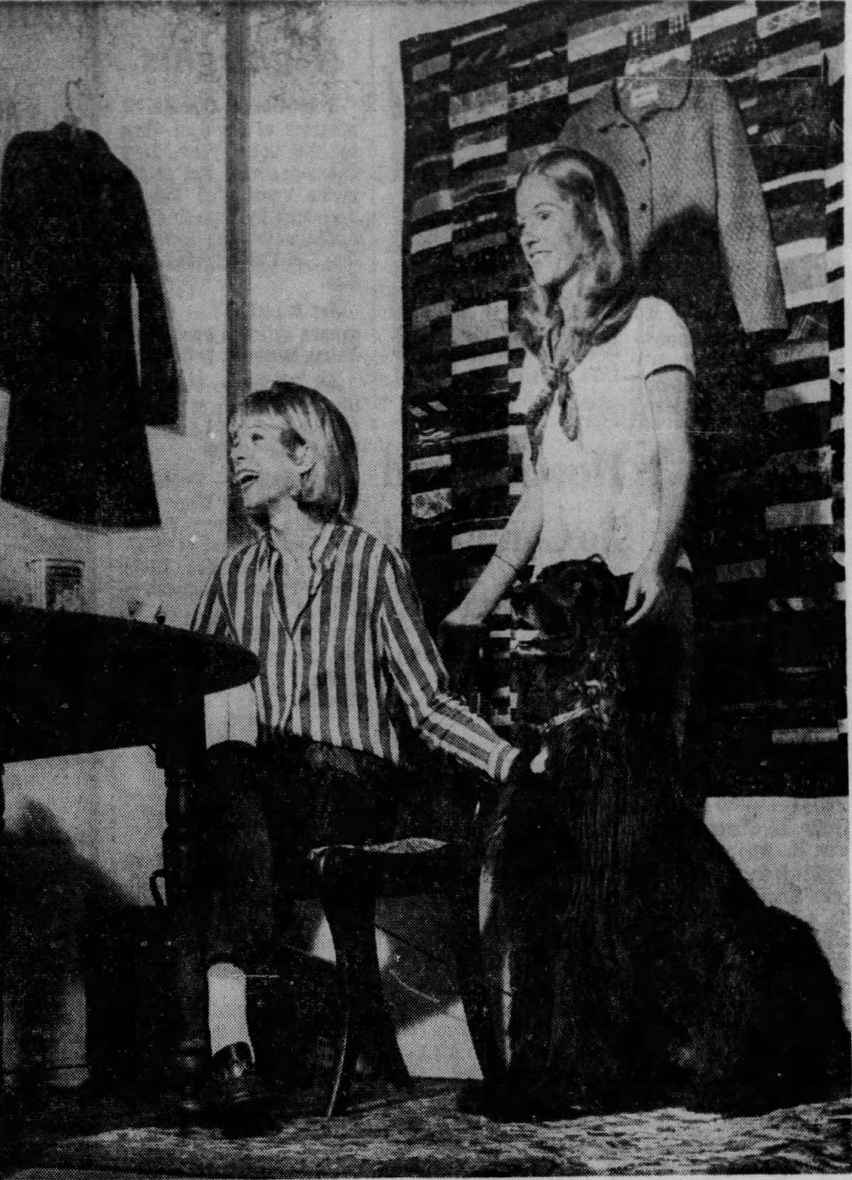 Una foto de Jane Tise, a la izquierda, y Susie Tompkins en su sala de exhibición de Plain Jane en San Francisco.