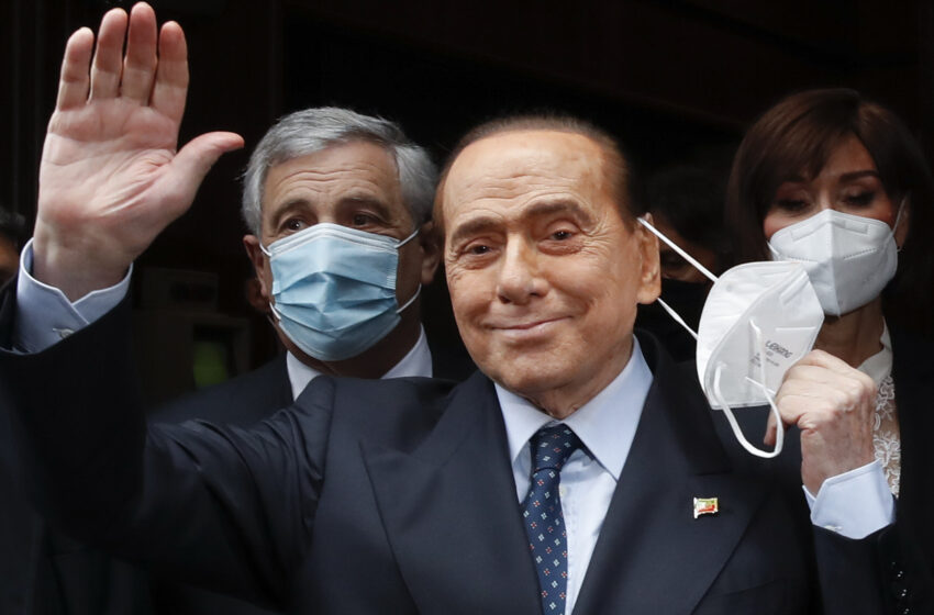  Berlusconi abandona su candidatura a la presidencia de Italia