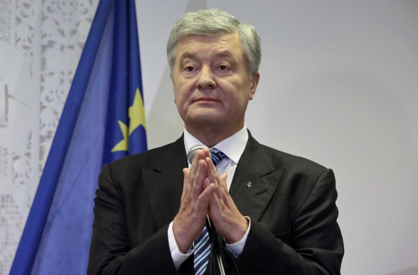  El ex-líder Poroshenko irá a Ucrania para enfrentar cargos
