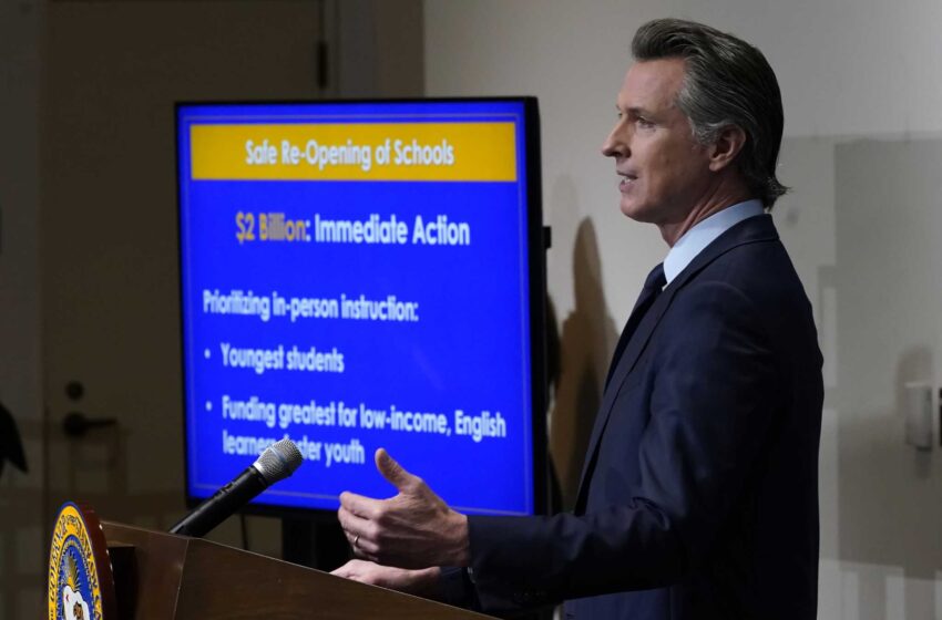  El gobernador de California propone recortes de impuestos y ampliar la asistencia sanitaria