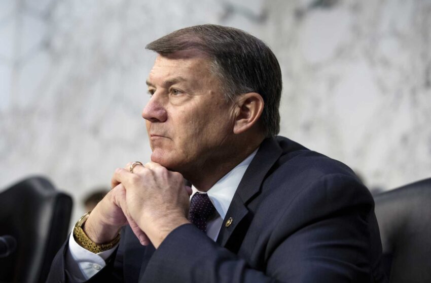  El senador Rounds presiona al GOP para que sea más “ruidoso” con las falsas afirmaciones de Trump
