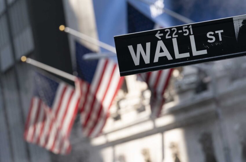  Las acciones suben en Wall Street, pero la caída de la tecnología atenúa las ganancias