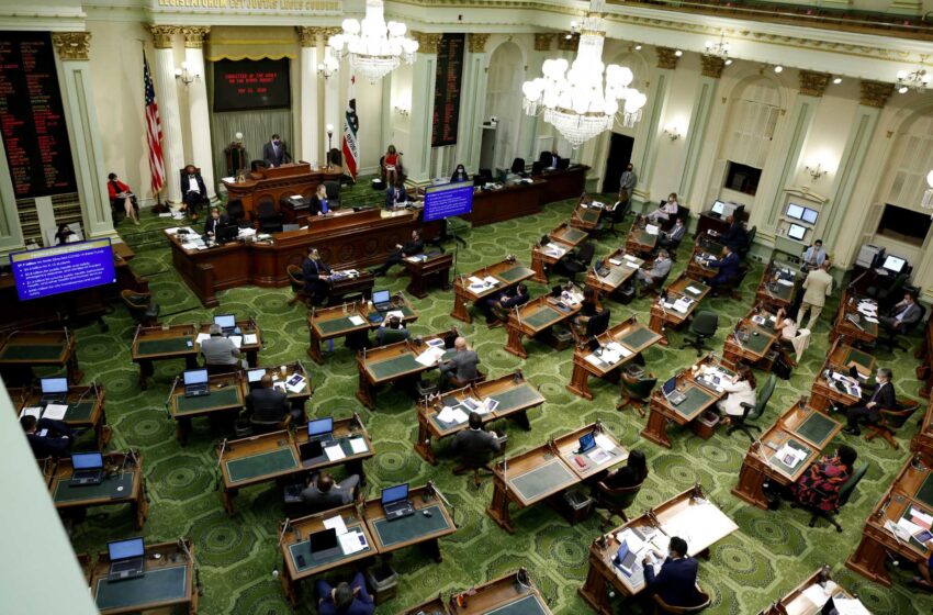  Los legisladores californianos tienen ante sí un presupuesto exuberante y asuntos pendientes