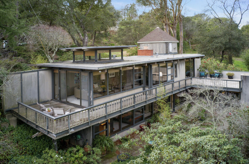  $ 1,4 millones a mediados de siglo en Berkeley fue la casa del arquitecto durante más de 50 años