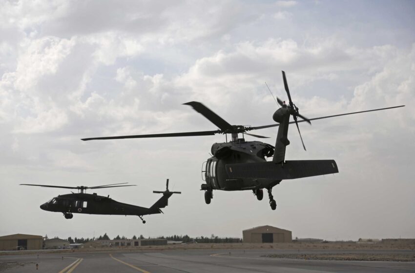  EE.UU. entrega helicópteros militares a Croacia, Rusia arma a los serbios