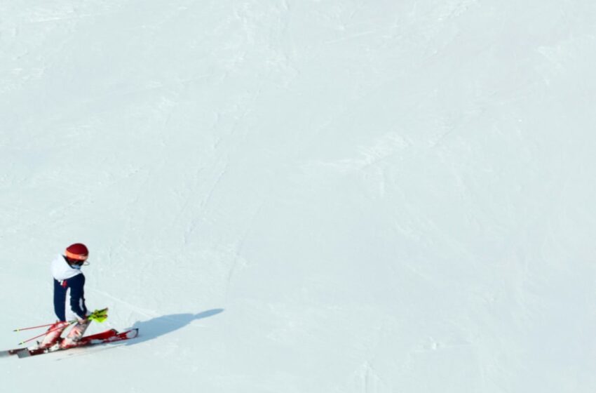  La esquiadora olímpica Mikaela Shiffrin se sintió decepcionada por su actuación. Luego la NBC lo empeoró.