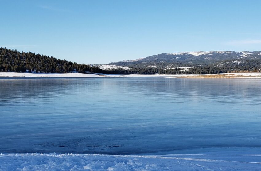  La tragedia golpea como 6 patinadores caen a través de hielo congelado en el lago cerca de Tahoe