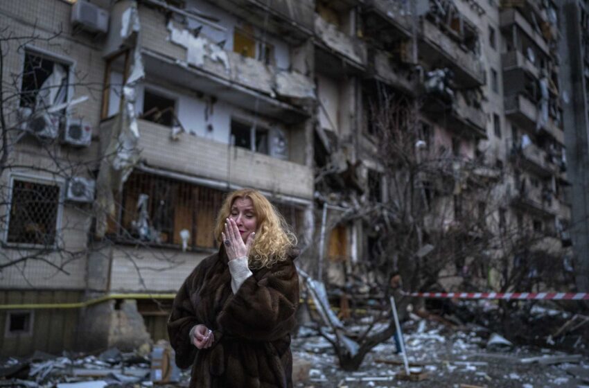  Rusia presiona la invasión a las afueras de la capital ucraniana