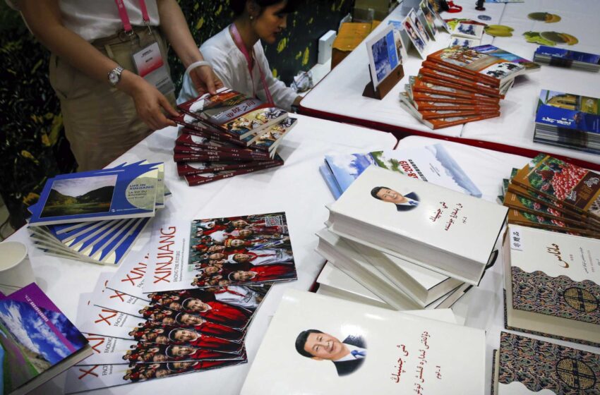 Un uigur es condenado a muerte y China prohíbe los libros que en su día aprobó