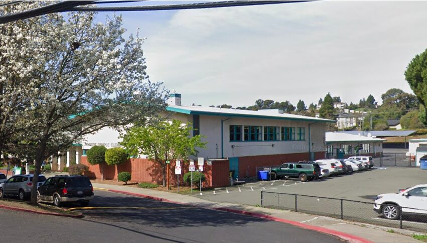  Una escuela primaria de la zona de la bahía se disculpa por regalar a sus alumnos camisetas con la “thin blue line