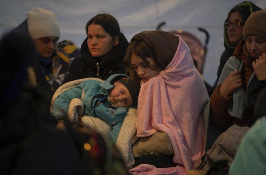  EXPLOTACIÓN: ¿Qué está haciendo Estados Unidos para ayudar a los refugiados de Ucrania?