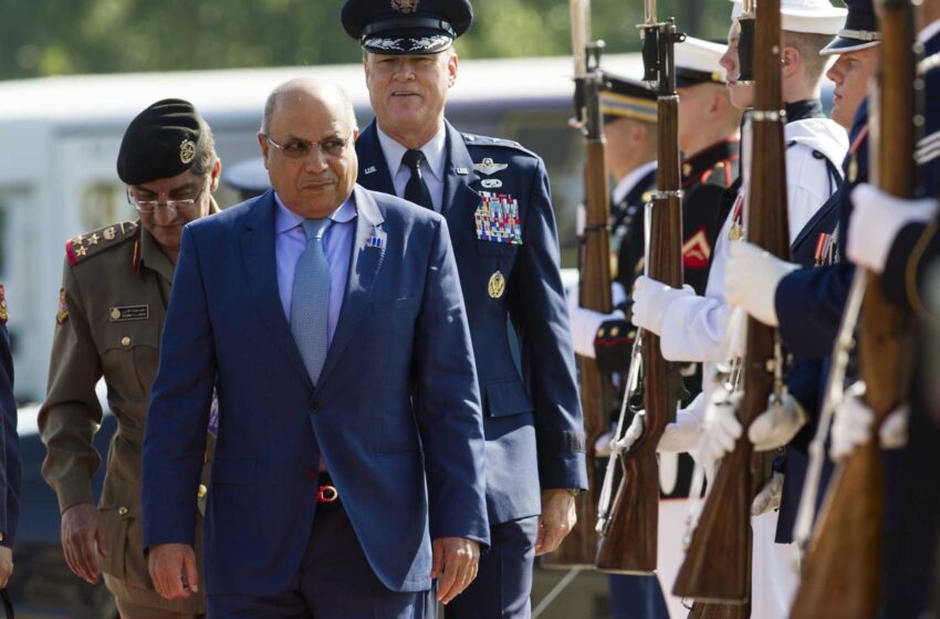  El ex-premier de Kuwait y sus funcionarios son absueltos en un caso de corrupción