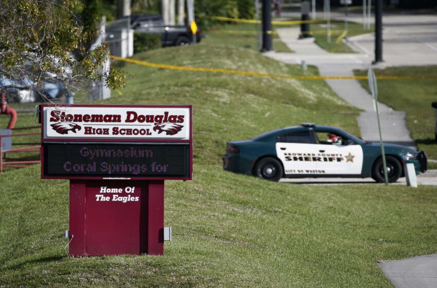  Las familias de la masacre de Florida recibirán millones por la inacción del FBI