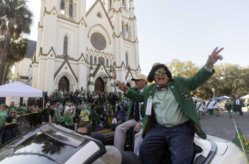  Lo necesitábamos”: Una gran multitud brinda por San Patricio en Savannah