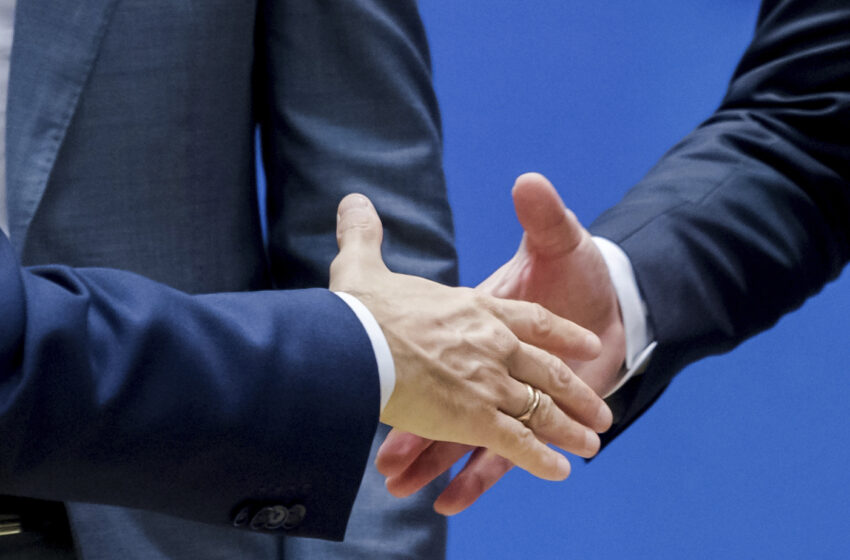  Los líderes de la UE alcanzan un compromiso sobre energía tras un largo debate
