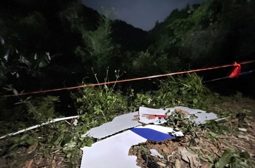 Medios de comunicación estatales: No se encuentran supervivientes en el accidente del avión de China Eastern