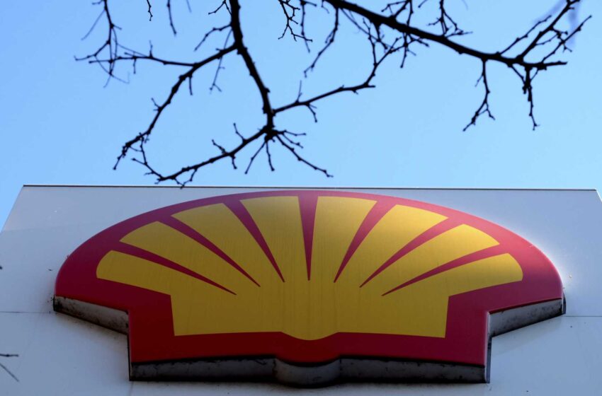  Shell dice que dejará de comprar petróleo y gas natural ruso