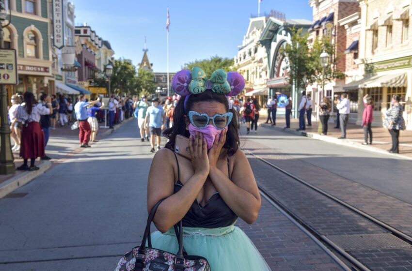  ¿Deberías ir a Disneyland solo?  Sí, y he aquí por qué.