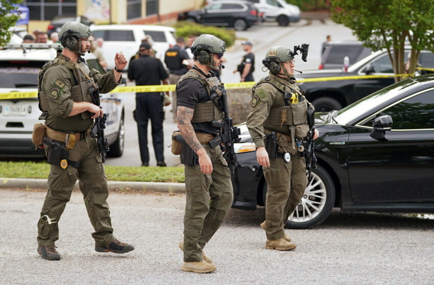  12 heridos en un tiroteo en un centro comercial de Carolina del Sur; 3 detenidos