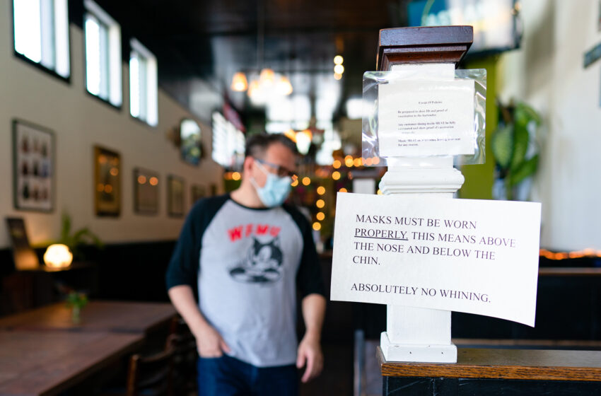  ‘Muy desconsiderado’: cómo los clientes tratan a los restaurantes del Área de la Bahía que aún requieren máscaras y vacunas