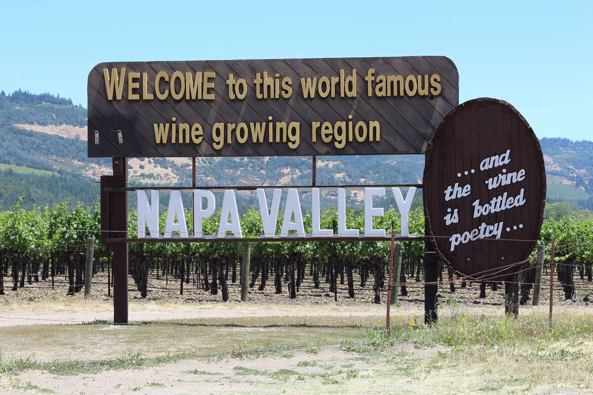 El cartel de Bienvenido al Valle de Napa.