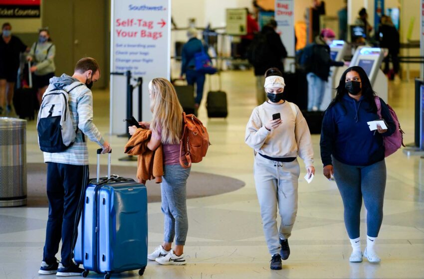  Boston pide máscaras mientras se libra una batalla sobre la norma de tránsito