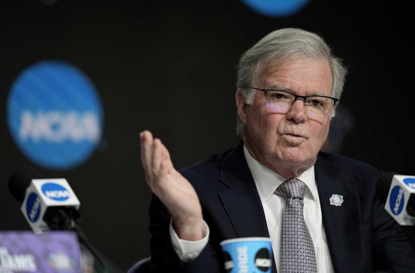  El presidente de la NCAA denuncia el ritmo de las investigaciones sobre el baloncesto