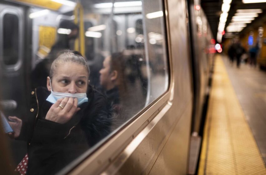  La ansiedad resurge al producirse un tiroteo en el metro de Nueva York