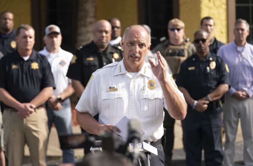  La policía detiene al sospechoso del tiroteo en un centro comercial de Carolina del Sur