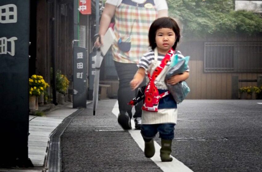  La serie más adictiva de Netflix es ‘Old Enough’, sobre unos simpáticos niños japoneses que hacen recados