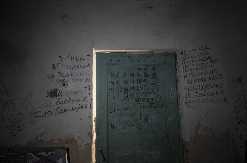  Obligados a vivir en un sótano en Ucrania, los residentes comenzaron a morir
