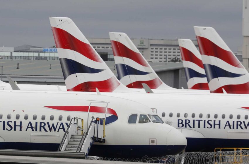  Retrasos en Semana Santa para los viajeros del Reino Unido al cancelar COVID sus vuelos