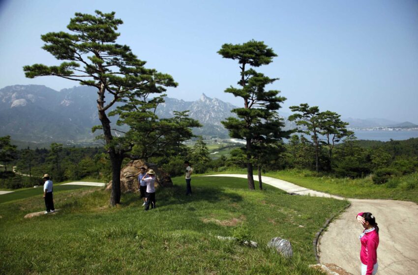  Seúl: Corea del Norte destruye un campo de golf propiedad de Corea del Sur