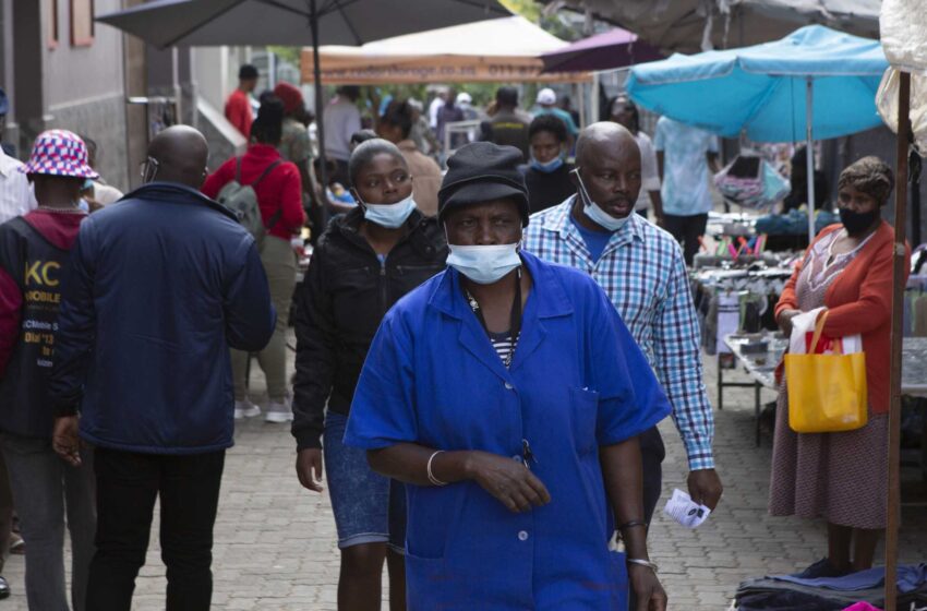  Sudáfrica pone fin a la situación de emergencia debido a la disminución de los casos de COVID