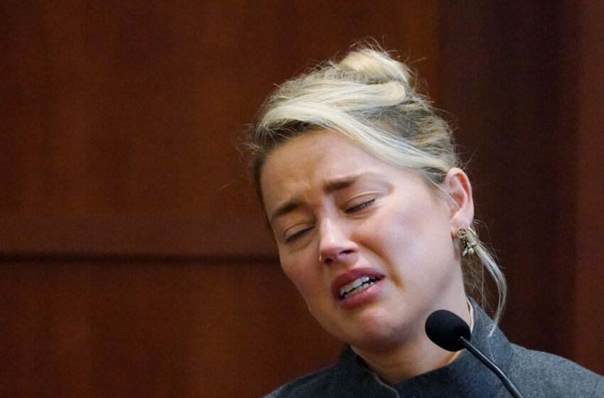  Amber Heard recuerda con lágrimas en los ojos el momento en que supo que su relación con Johnny Depp había terminado
