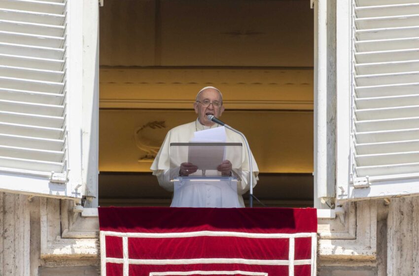  El Papa expresa su esperanza de que la Iglesia en China pueda operar en libertad