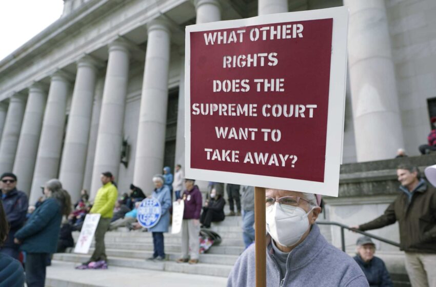  Los defensores temen que otros derechos estén en peligro si el tribunal anula Roe
