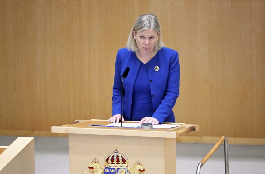  Suecia pone fin a la neutralidad y se une a Finlandia en la búsqueda de un puesto en la OTAN